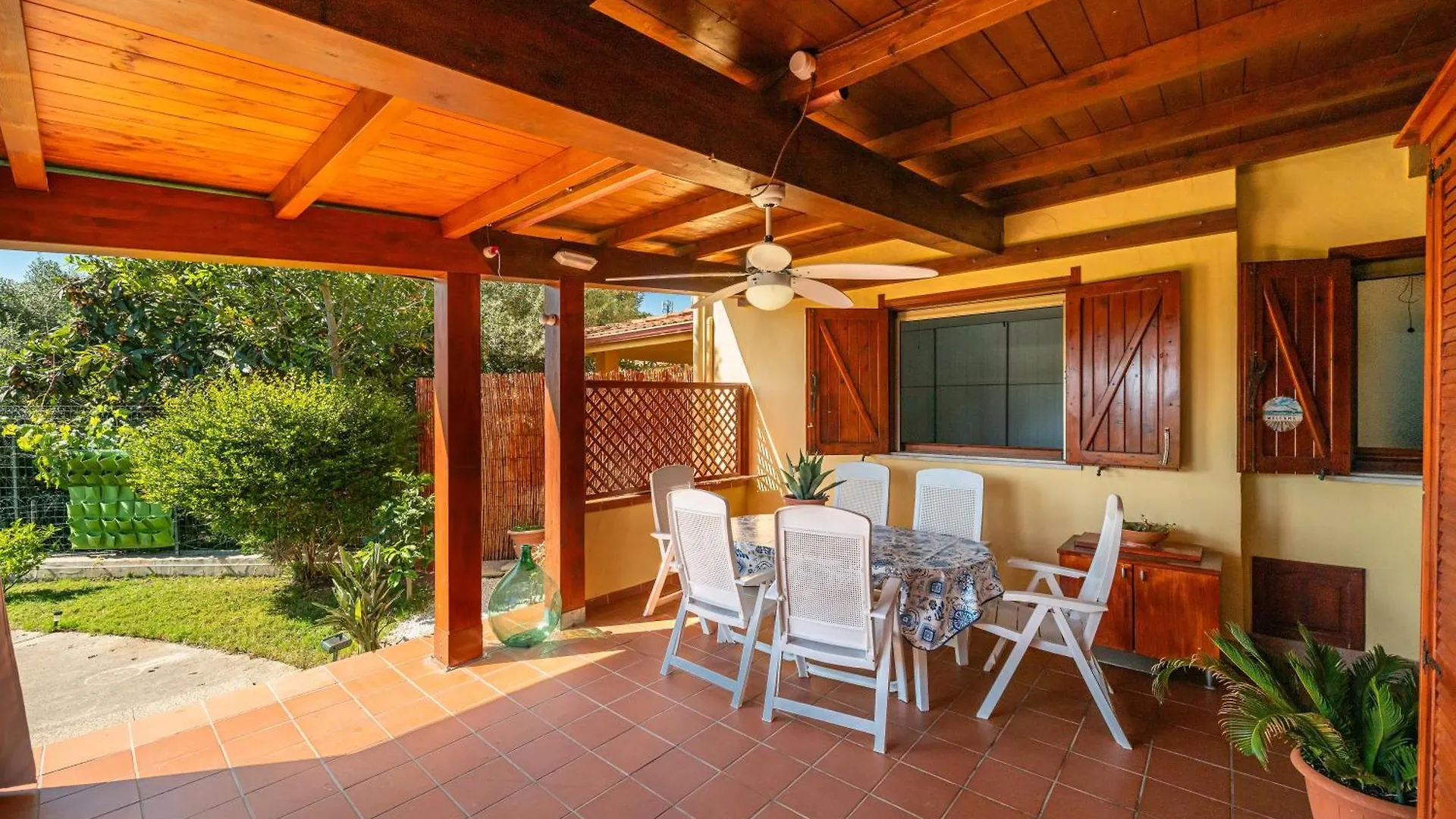 Casa Vacanza Mar Mediterraneo Quartu SantʼElena